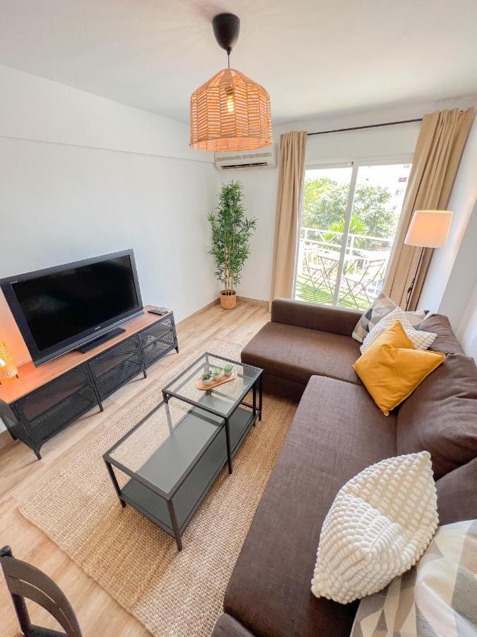 Bright & Cozy Acuario Beach&pool Appartement *
